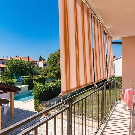 Apartments Kendel Fazana Exterior photo